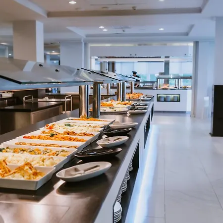 Grand Fuentes Hotell 4*