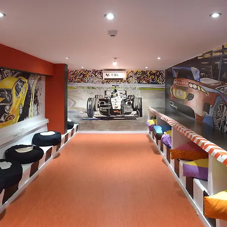 Hotell Grand Fuentes 4*